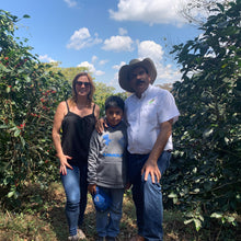 Load image into Gallery viewer, Christmas Coffee 2.0 2025, Los Altares, Natural Pacamara, Guatemala